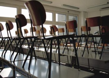 Κλείνουν τα σχολεία σε όλη την Ευρώπη – Tι ισχύει ανά χώρα