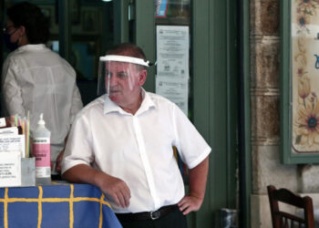 koronoios-maska-aspida_0