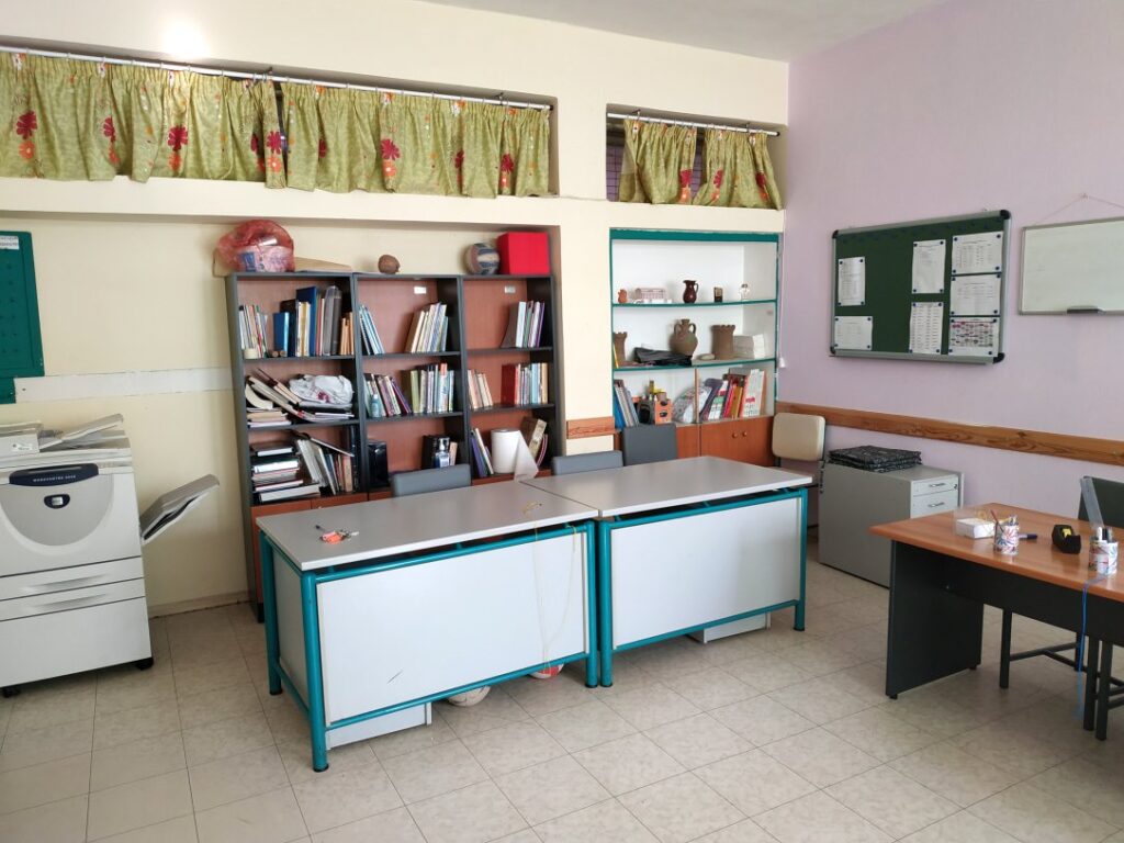 teachers_office γραφείο δασκάλων γραφείο καθηγητών