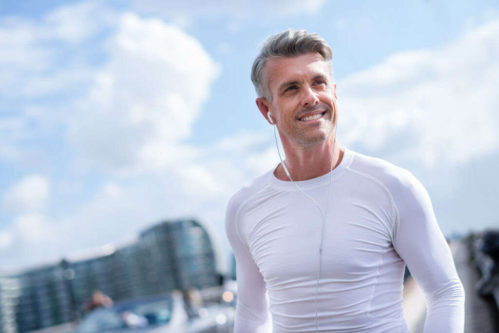 γυμναστική άντρας άνδρας γυμνάζομαι running outdoors