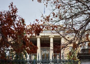 Πρυτανεία ΕΜΠ: Να αναθεωρηθεί η απόφαση για εγγραφή στο ΤΕΕ με πτυχίο από κολλέγιο