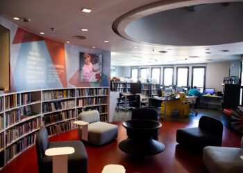 Δημόσια Βιβλιοθήκη Βέροιας: δωρεάν παράδοση βιβλίων κατ’ οίκον