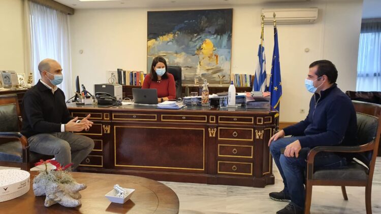 Μπογδάνος και Πλεύρης ενημερώθηκαν από την υπουργό Παιδείας για την “Πανεπιστημιακή Αστυνομία”