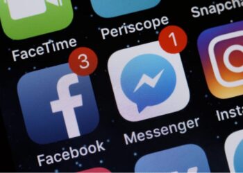 Facebook: Έπεσε το messenger – Προβλήματα και στις 2 εφαρμογές