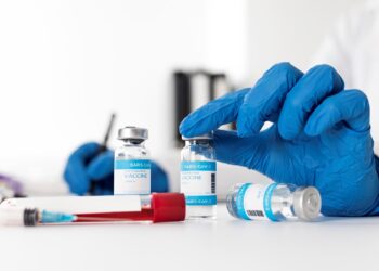 koronoios-covid19-εμβόλιο κορονοιος