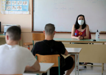 Πανελλαδικές πανελλήνιες εξετάσεις