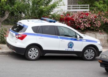 peripoliko-περιπολικό αστυνομία