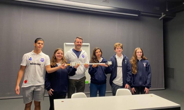 Η Ελλάδα κατακτά για πρώτη φορά χρυσό μετάλλιο στη Διεθνή Ολυμπιάδα Ρομποτικής