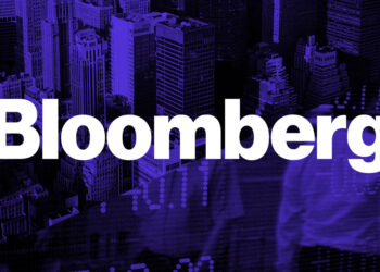 Στις τελευταίες θέσεις κατατάσσει το Bloomberg τη χώρα μας στους εμβολιασμούς