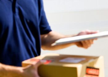 courier-κούριερ