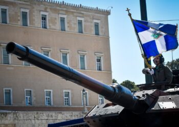 25η Μαρτίου: Στρατιωτική παρέλαση για τα 200 χρόνια από την Επανάσταση – Καλεσμένοι Πούτιν, Μακρόν, Κάρολος