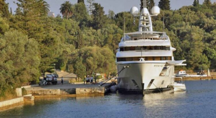 Σκορπιός: Ο Ριμπολόβλεφ μετατρέπει το νησί του Ωνάση σε τουριστικό θέρετρο – Τι περιλαμβάνει η επένδυση