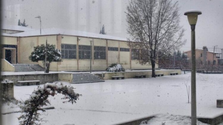 χιόνια σχολείο αποκλεισμός xionia-xioni-sxoleio