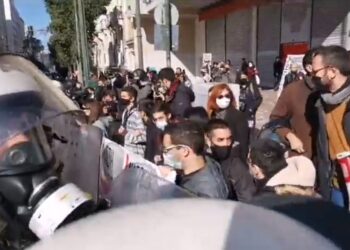 Στους δρόμους οι φοιτητές κατά του νομοσχεδίου Κεραμεώς – LIVE EIKONA