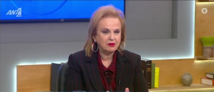 Κορoνοϊός: «Τσικνοπέμπτη ψήνουμε στο μπαλκόνι μόνοι μας – Πάσχα με μέτρα και μάσκες»