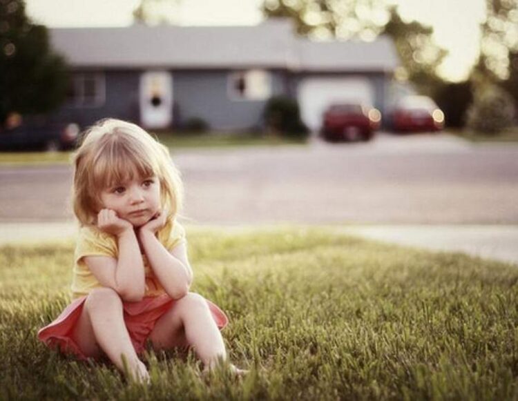 παιδί μωρό κοριτσάκι εξαφανίστηκε αναζητείται