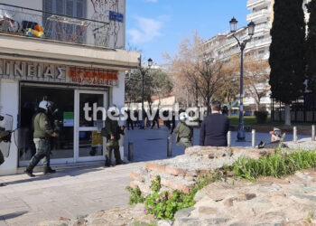 Θεσσαλονίκη: Επεισόδια πέριξ του ΑΠΘ – Μολότοφ και χημικά (vid)