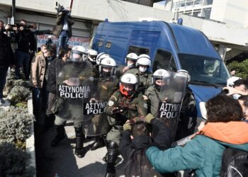 Η ανακοίνωση της ΕΛ.ΑΣ. για την επιχείρηση στην πρυτανεία του ΑΠΘ