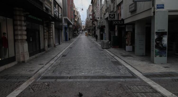 Στο… κόκκινο η Αττική: Φουντώνουν τα κρούσματα και οι φόβοι για σκληρό lockdown ( Videos)