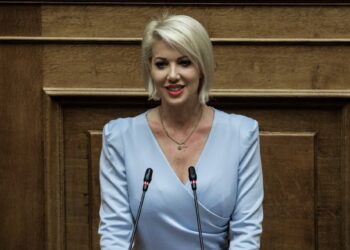 monogyioy Μονογυιού