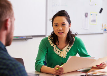 αξιολόγηση προσωπικού διευθύντρια καθηγητές δάσκαλοι