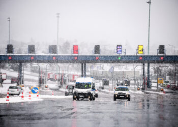 διόδια-χιόνια