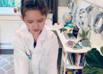 Αγγλία: 7χρονο κορίτσι έφτιαξε πύραυλο και τον …εκτόξευσε! (vid)