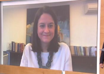 Κεραμέως: «Πιθανή η παράταση του σχολικού έτους» – Τα Self test και οι Πανελλαδικές