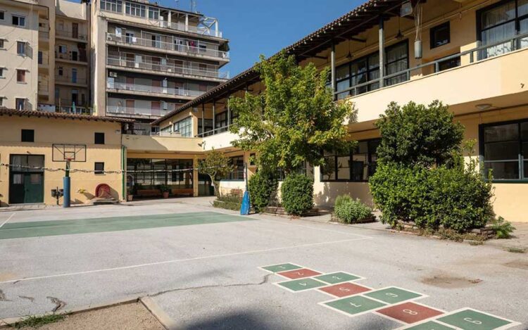 “Άλλος αέρας” στις τάξεις του Πειραματικού Γυμνασίου του ΑΠΘ – Σύστημα εξαερισμού έφτιαξαν μαθητές και εκπαιδευτικοί