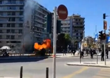 Επεισόδια τώρα στη Θεσσαλονίκη: Ένταση και μολότοφ (video)