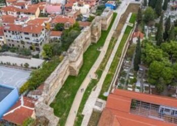 Εντυπωσιακή αρχαιολογική ανακάλυψη: Βρεφικό νεκροταφείο στα τείχη της Θεσσαλονίκης