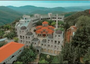 Το ελληνικό καμπαναριό που ακούγεται σε απόσταση 100 χιλιομέτρων (vid)