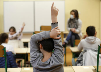 Γερμανία: Υπέρ των ανοικτών σχολείων και νηπιαγωγείων οι παιδίατροι