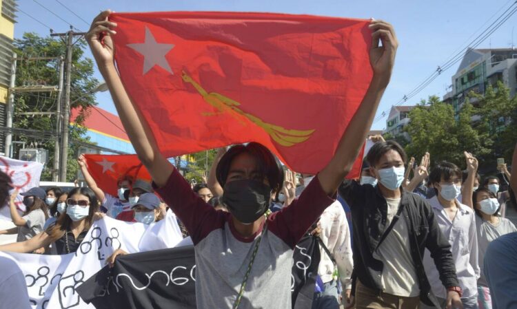 Κάπου στον κόσμο…: Πάνω από 125.000 δάσκαλοι και καθηγητές σε διαθεσιμότητα ως «αντιφρονούντες»