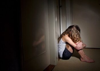 viasmos-aselgeia-βιασμός-ασέλγεια-κακοποίηση2