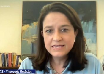 Κεραμέως για self test: Καλύπτουμε τα δικαστικά έξοδα εκπαιδευτικών που μηνύονται από γονείς