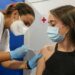 Κορονοϊός και εμβολιασμός παιδιών: Τι συμβαίνει διεθνώς – Πώς θα κινηθεί η Ελλάδα