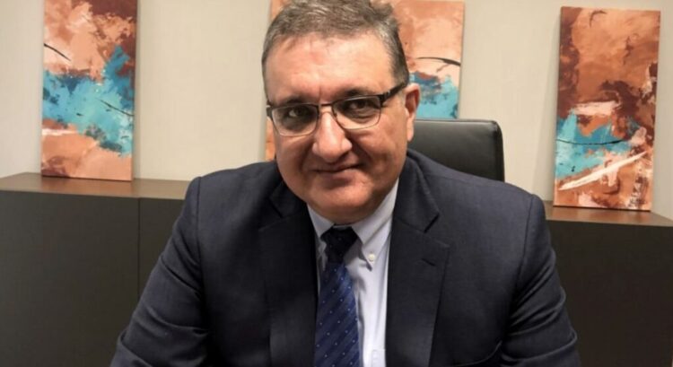 Εξαδάκτυλος: Όλοι οι ανεμβολίαστοι άνω των 50 θα αρρωστήσουν μέχρι το φθινόπωρο με την μετάλλαξη Δέλτα