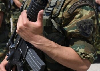 Προσλήψεις στις ένοπλες δυνάμεις: Ειδικότητες και Ημερομηνίες για τις Αιτήσεις