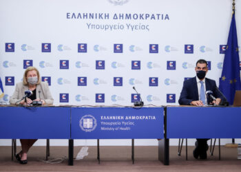 Κορονοϊός: Τρίτη δόση εμβολίου σε άνω των 60 ετών, υγειονομικούς και ηλικιωμένους σε μονάδες φροντίδας – 30/09 ανοίγει η πλατφόρμα