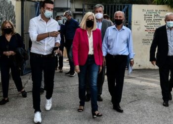 Άνοιγμα σχολείων – Γεννηματά: Ο συνωστισμός στις τάξεις επαναλαμβάνεται