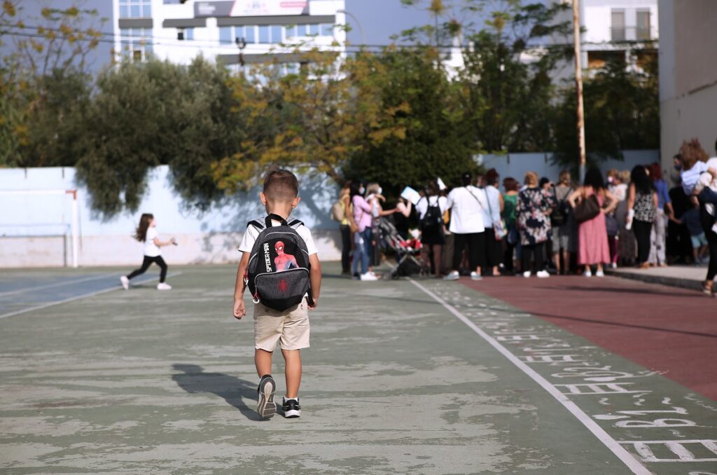 Σχολεία αγιασμός άνοιγμα σχολείων δημοτικό