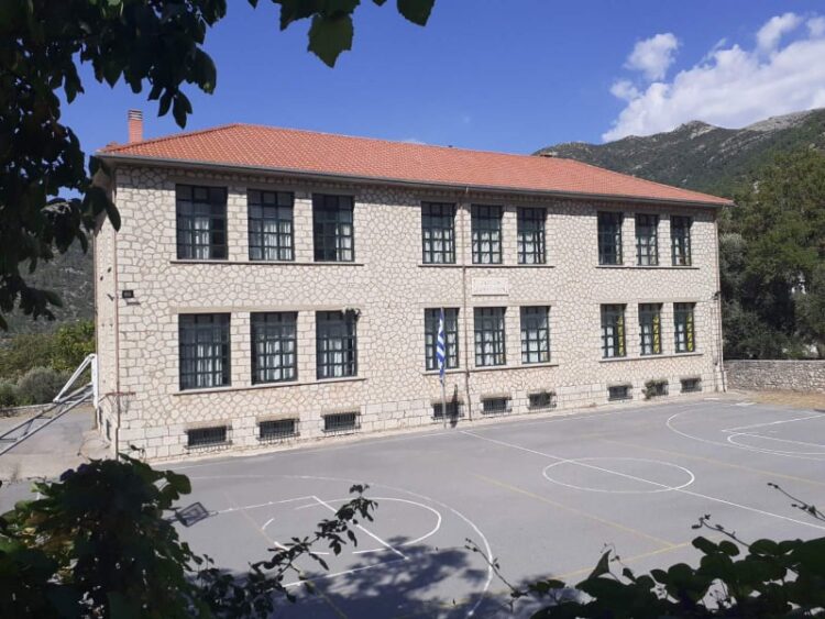 3/θέσιο Δημοτικό Σχολείο Κανδήλας Αρκαδίας