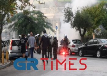Θεσσαλονίκη: Καταγγελίες για οργανωμένους ακροδεξιούς που παριστάνουν τους μαθητές σε σχολεία