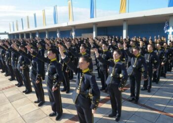 Υποχρεωτικά τα τεστ κορωνοϊού για τους ανεμβολίαστους σπουδαστές στρατιωτικών σχολών