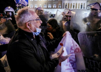 ΚΚΕ για καταστολή στο εκπαιδευτικό συλλαλητήριο: Ο κόσμος της εκπαίδευσης δεν θα «κάτσει στ’ αυγά του»