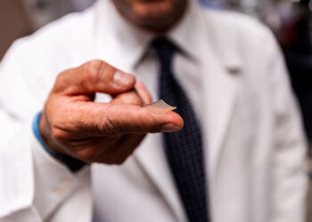 εμβόλιο τσιρότο emvolio_patch