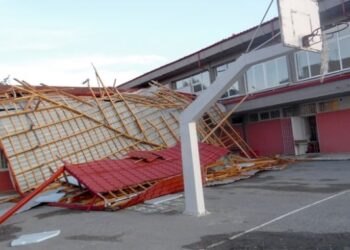 Σχολικά κτίρια: Γίνεται μάθημα στα …ερείπια; Τα μισά σχολεία είναι άνω των 50 ετών