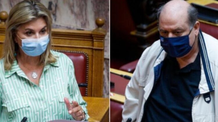 Φίλης: «20.000 κρούσματα στα σχολεία. Να σπάσουν τώρα τα πολυπληθή τμήματα» -Μακρή: «Είναι μικρός ο αριθμός των κρουσμάτων»