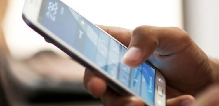 Νέα απάτη με… αναπάντητη – Πώς κυκλώματα από Ουκρανία και Αλβανία μάς αδειάζουν τους λογαριασμούς